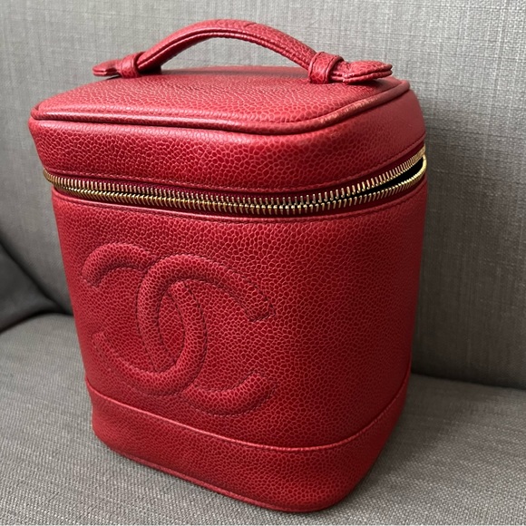 Chanel Timeless Vanity Case, Red Caviar Leather Bag - Picture 5 of 16